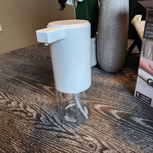 Automatic Foaming Soap Dispenser - Picture 6 of 7